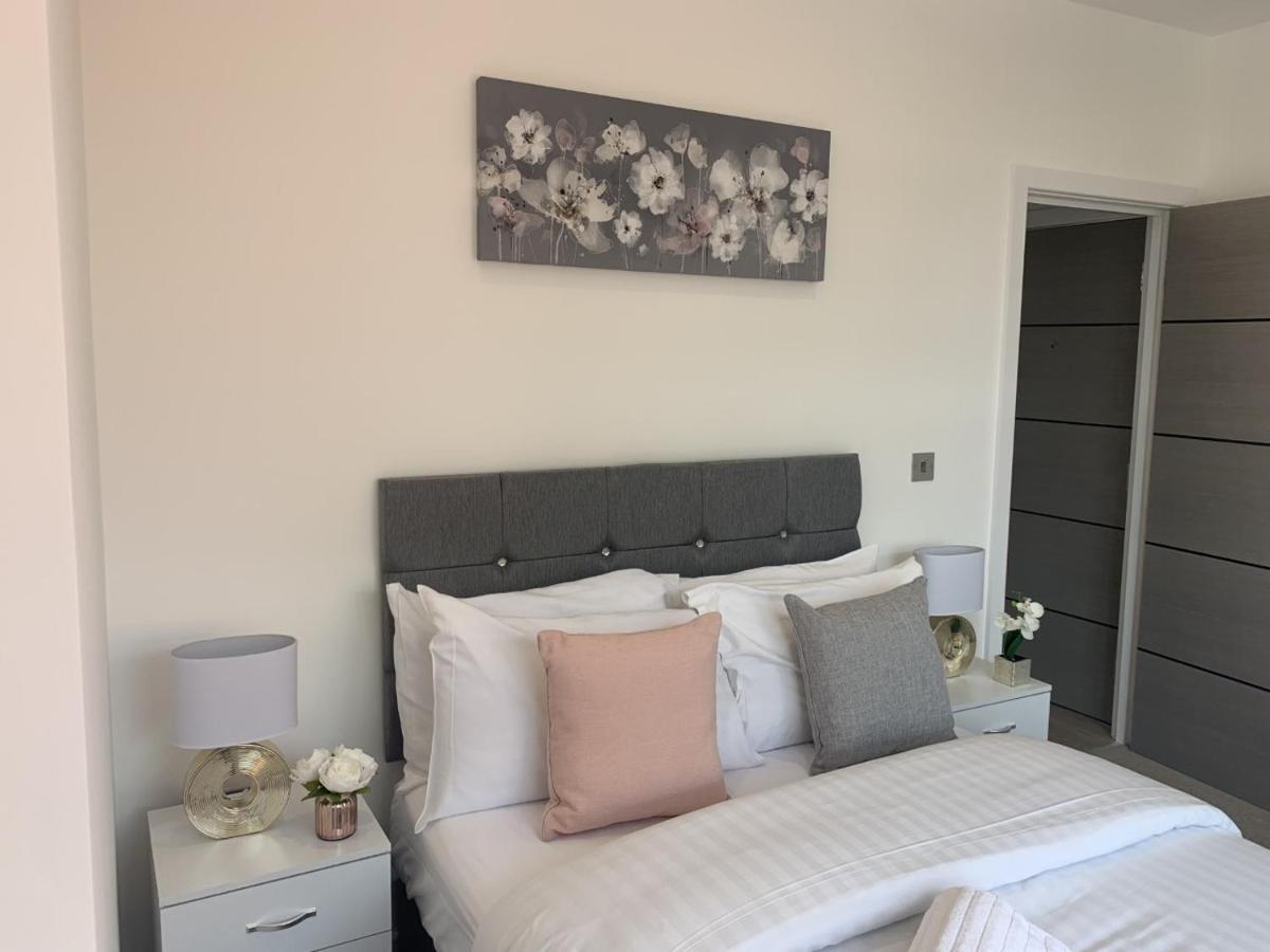 มอร์แลนด์เฮาส์, ฮอร์นเชิร์ช Apartment ลอนดอน ภายนอก รูปภาพ