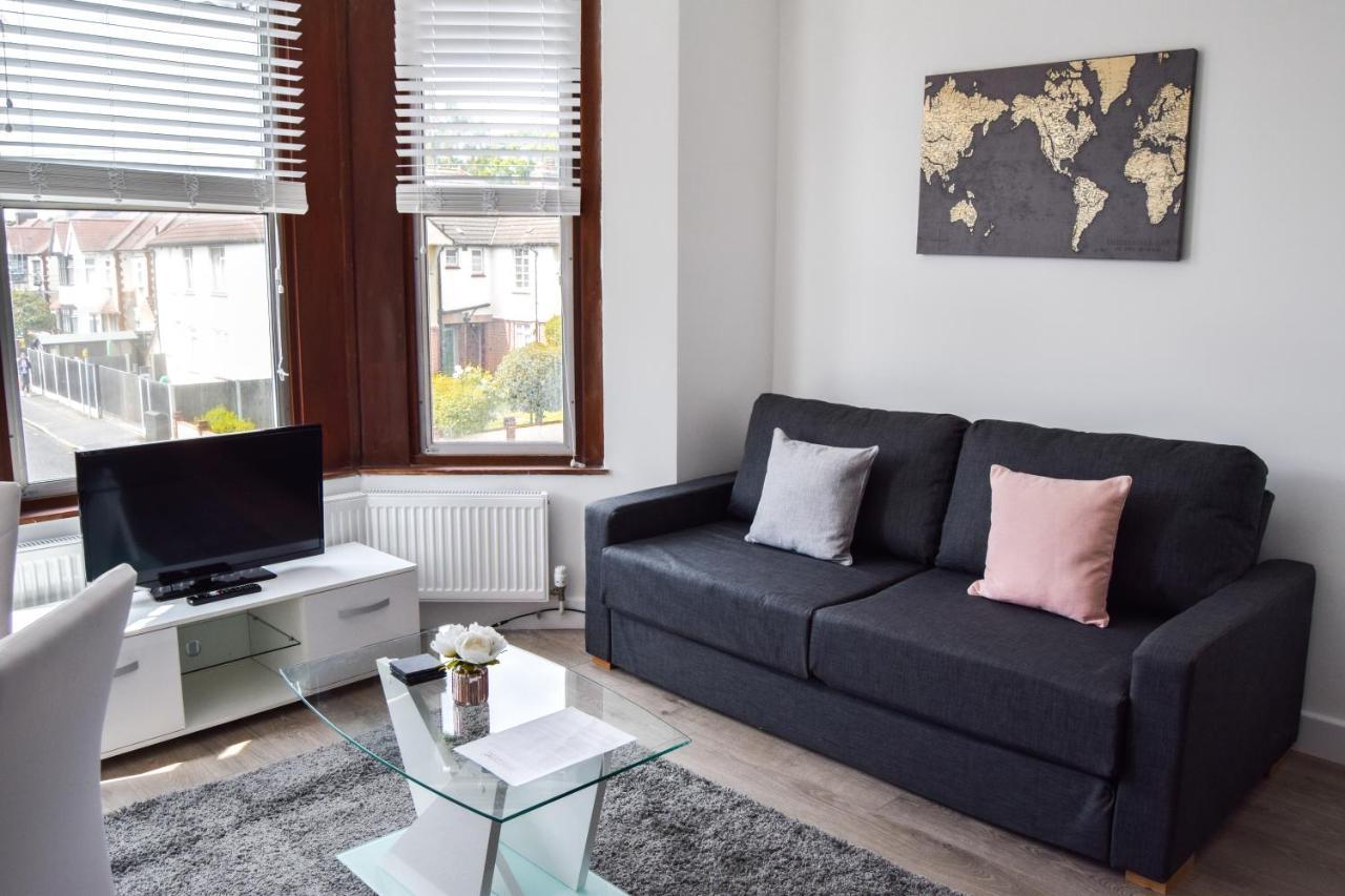 มอร์แลนด์เฮาส์, ฮอร์นเชิร์ช Apartment ลอนดอน ภายนอก รูปภาพ
