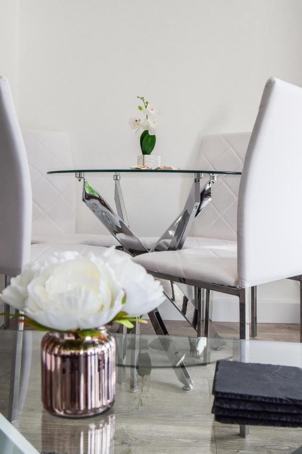 มอร์แลนด์เฮาส์, ฮอร์นเชิร์ช Apartment ลอนดอน ภายนอก รูปภาพ